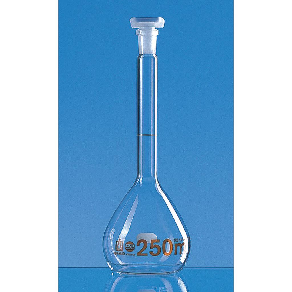 Matraz aforado BLAUBRAND ETERNA Acert., 5ml, Boro 3.3 NS 10/19 tapón en PP. Compra por múltiplo de 2/Precio x un. Brand.